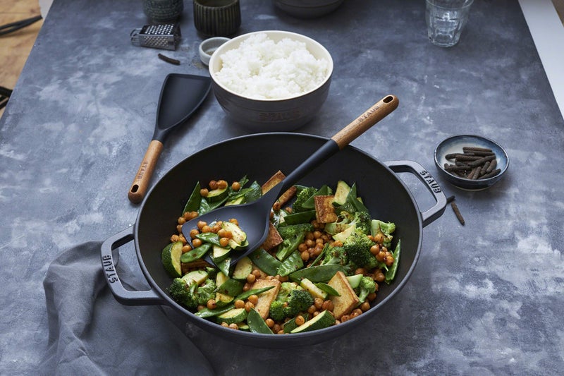 STAUB Silicone Wok Turner, Black, 12.2 Inch, Oval Shape, Wood Handle - Image 2